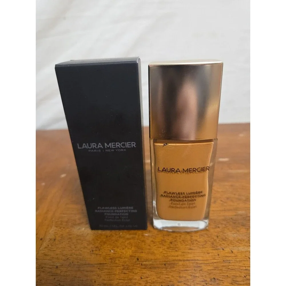 Laura Mercier 4N1 Suntan Flawless Lumiere Radiance Perfecting Fusion Foundation